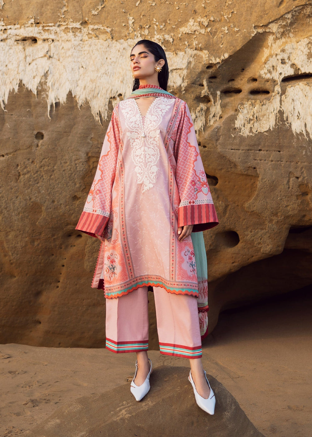 SADAF FAWAD EVERYDAY ‘25 - BOWS & RIBBONS