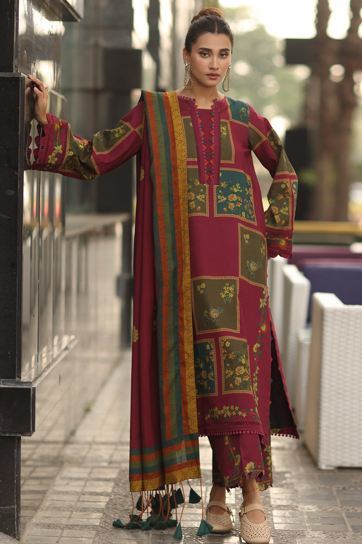 CHARIZMA PRINT '25 - 10