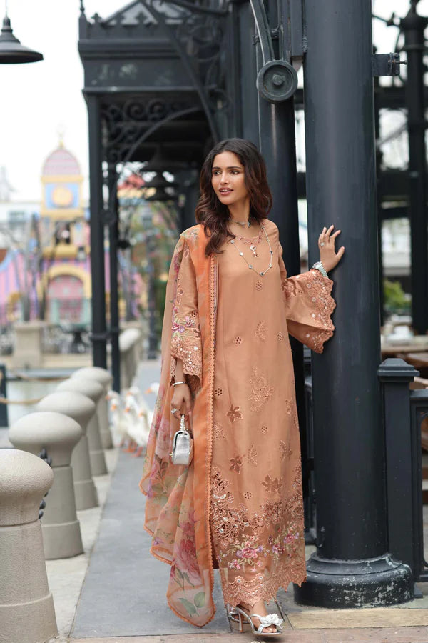 NOOR CHIKANKARI '26 - 06