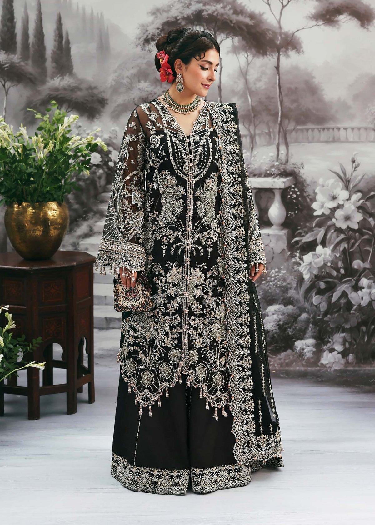 KANWAL MALIK FESTIVE '25 - HURIYA