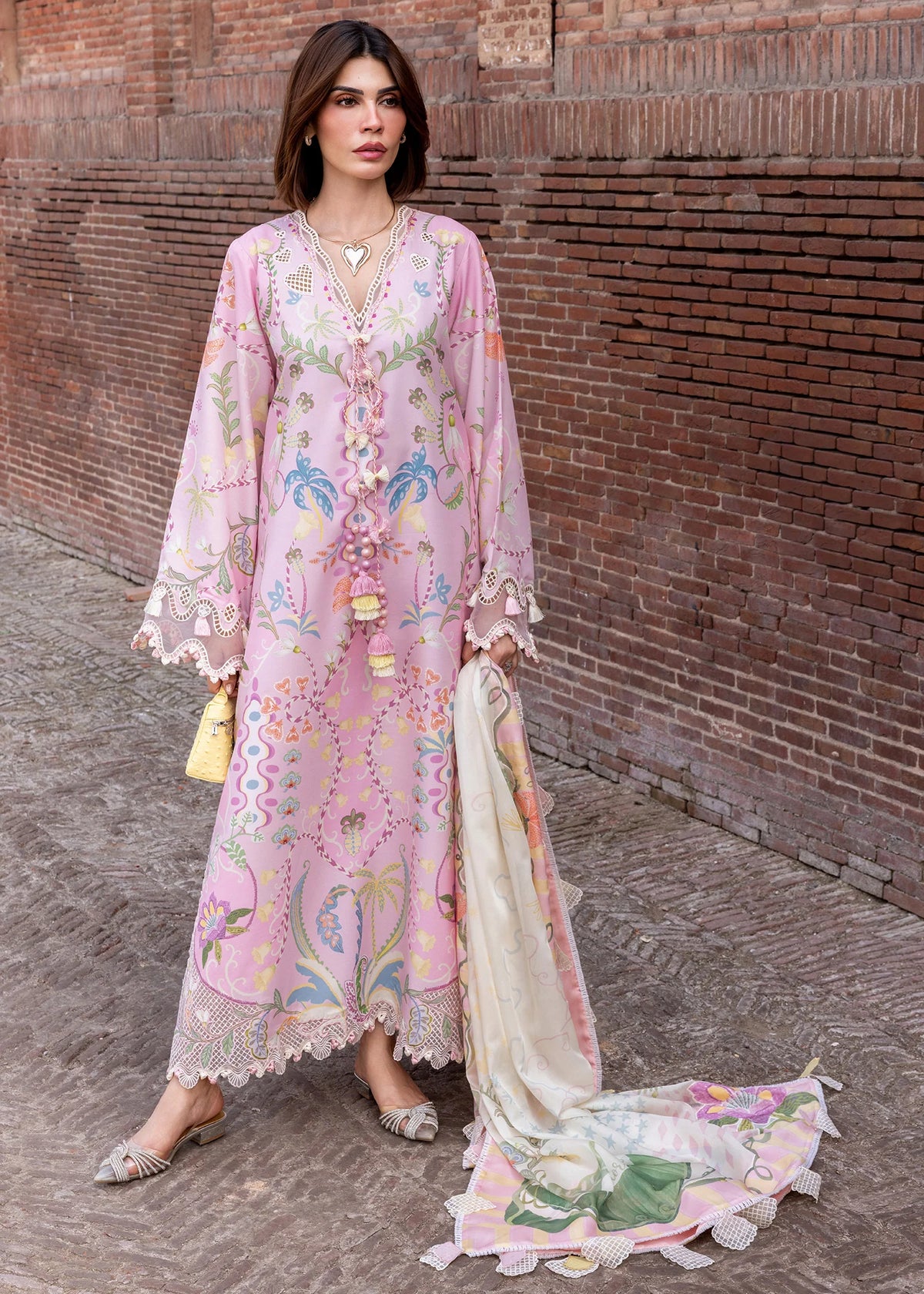 CRIMSON FLOW '26 - 06 A