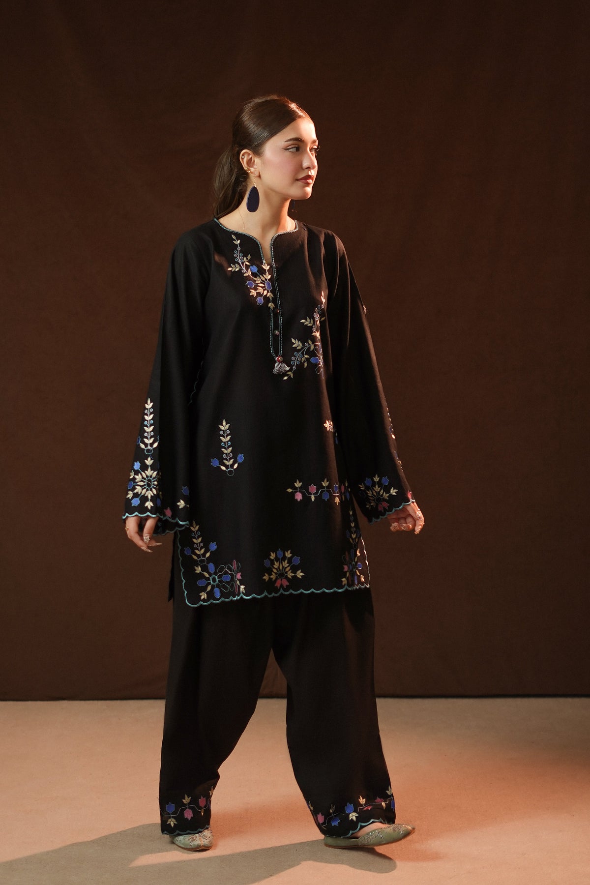 URGE PRET WINTER '26 - ANOOSHAY