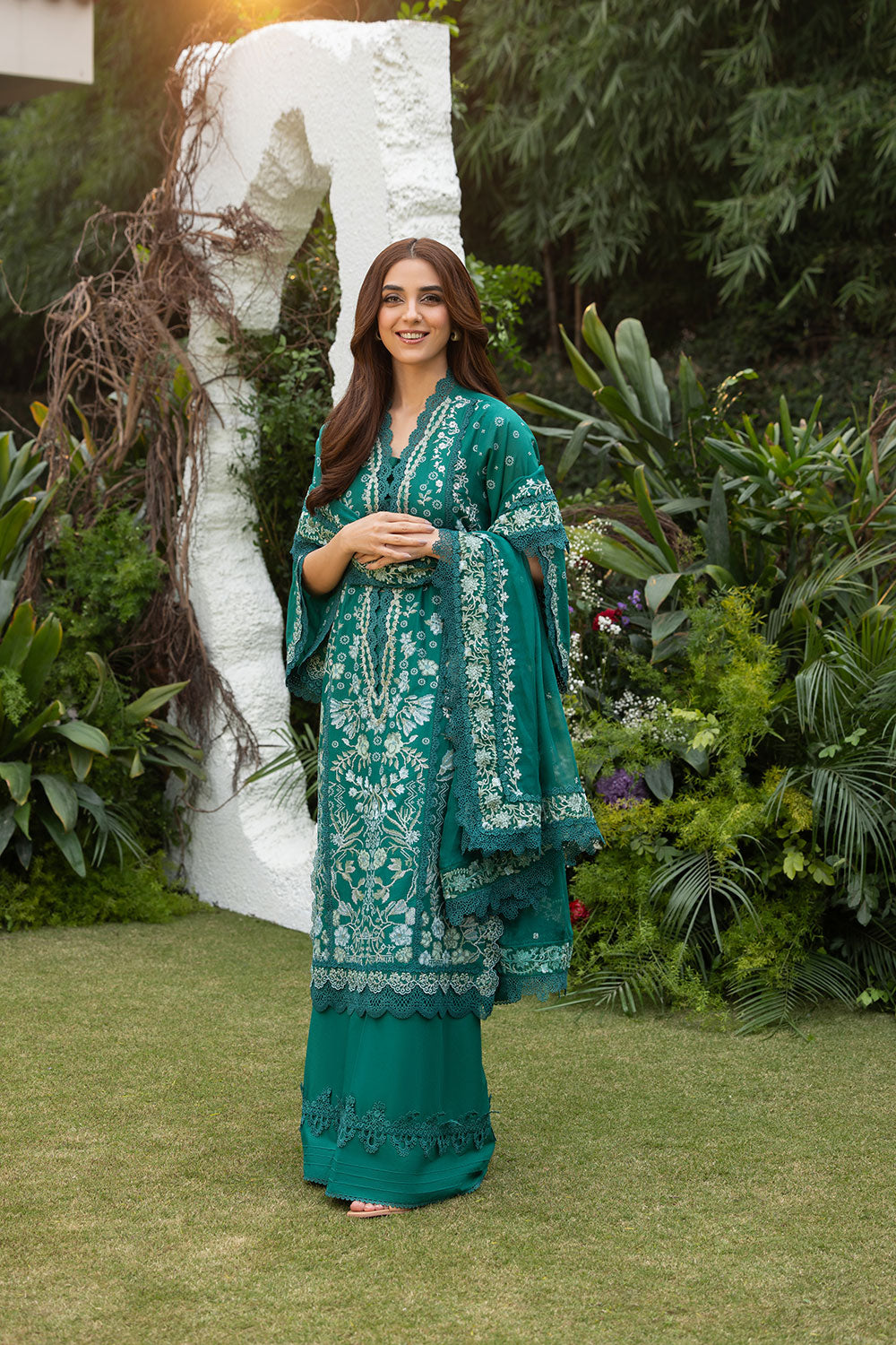 SOBIA NAZIR LAWN '25 - 08 B