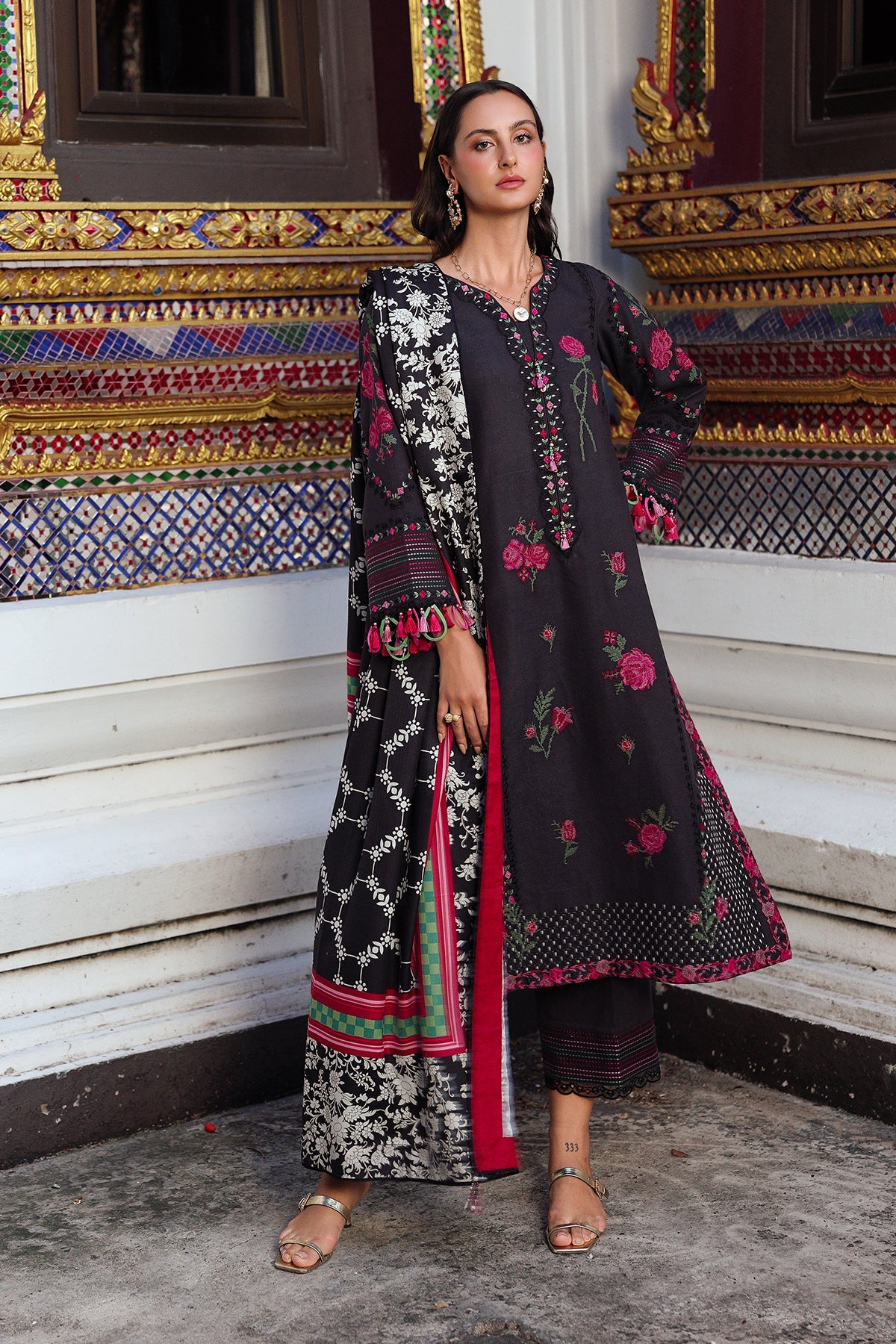 CHARIZMA POSHIMA '25 - 05